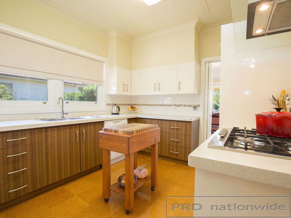 5 Mawson Avenue EAST MAITLAND 9