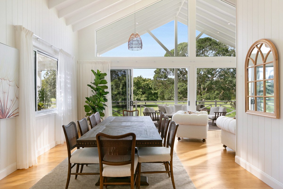 5 Maybree Close Tallebudgera 9