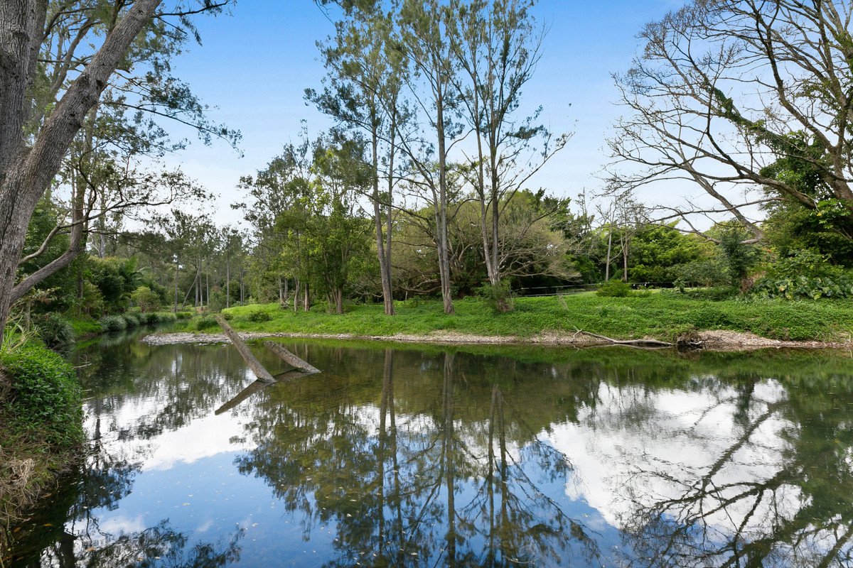 5 Maybree Close Tallebudgera 21