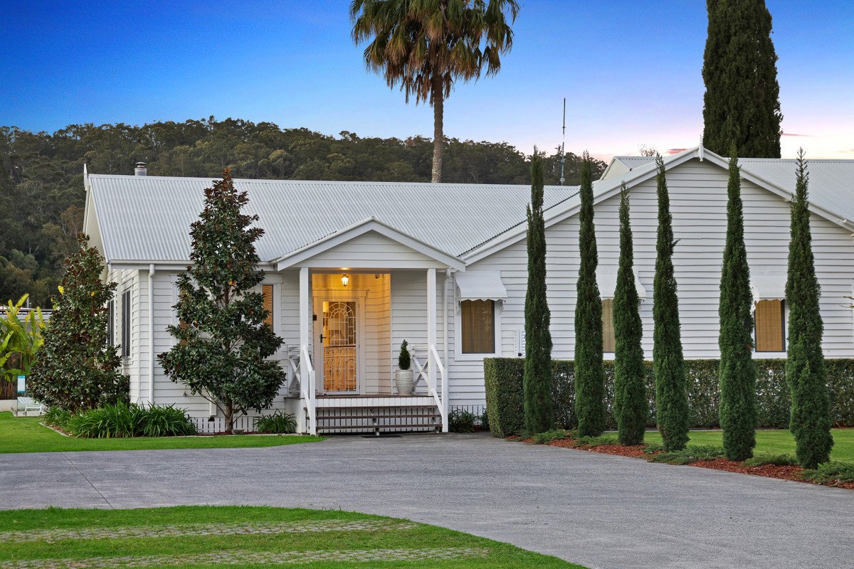 5 Maybree Close Tallebudgera 24