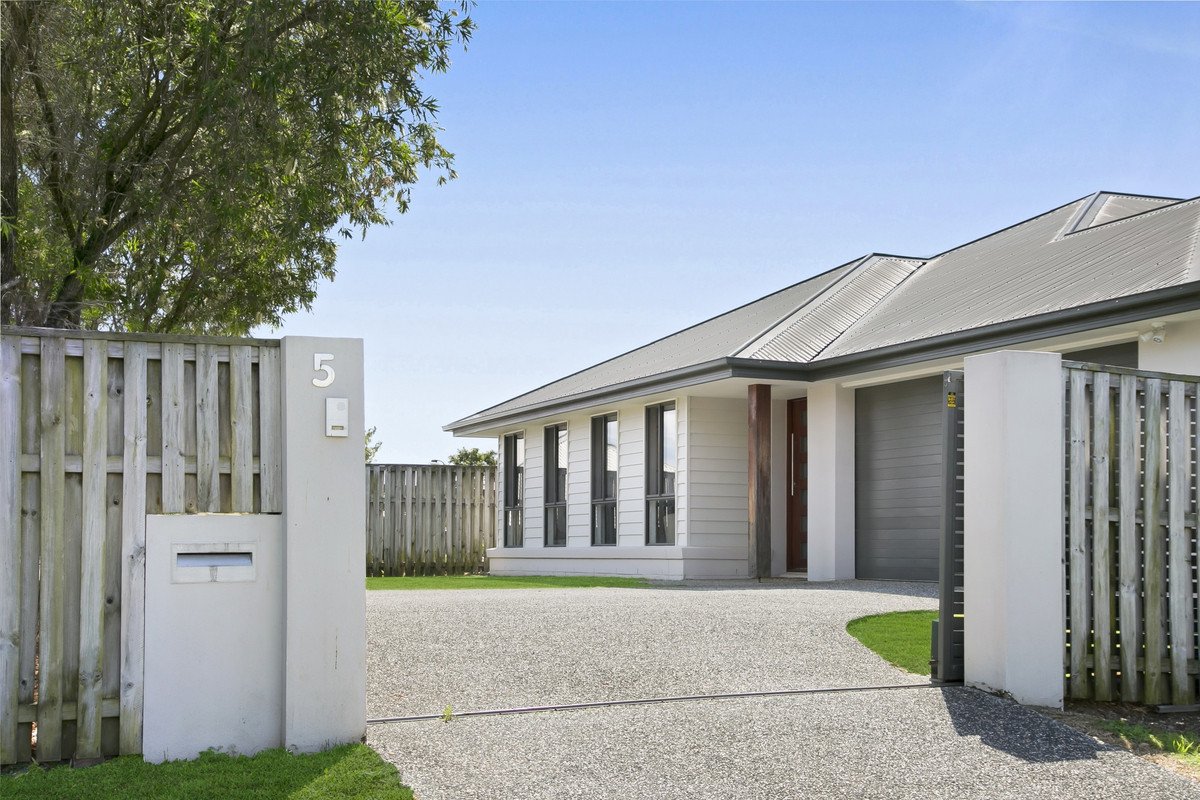 5 Mazie Lane Coomera 25