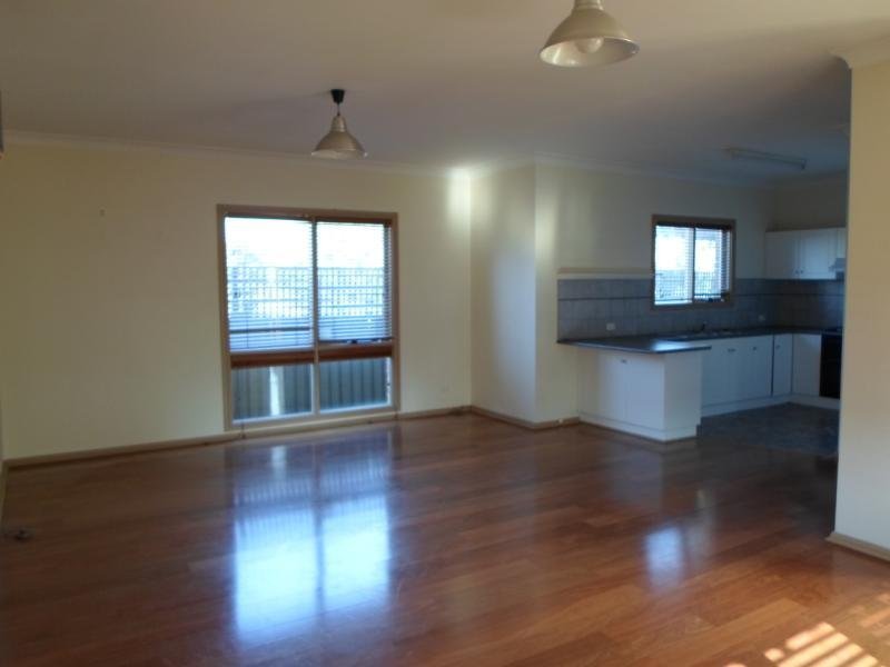 Gallery: 5 Mccubbin Street