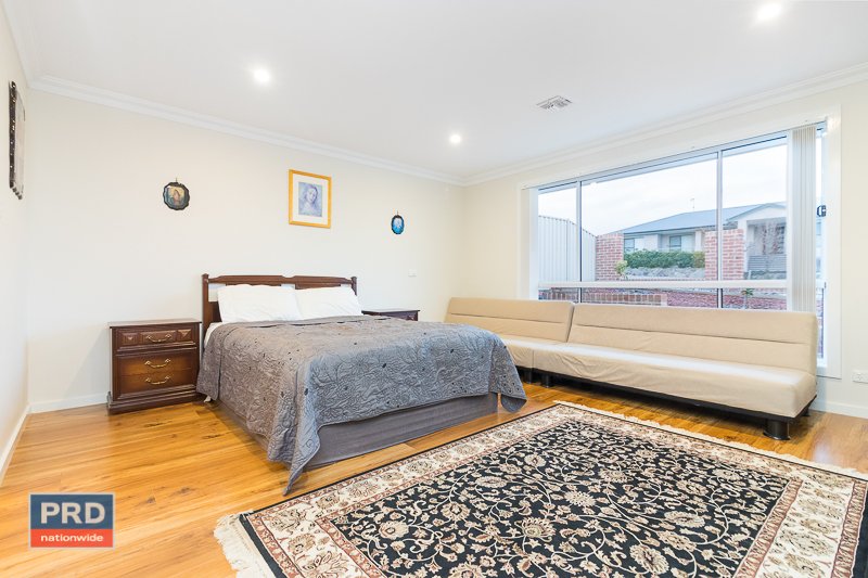 5 McFadzen Place BUNGENDORE 12