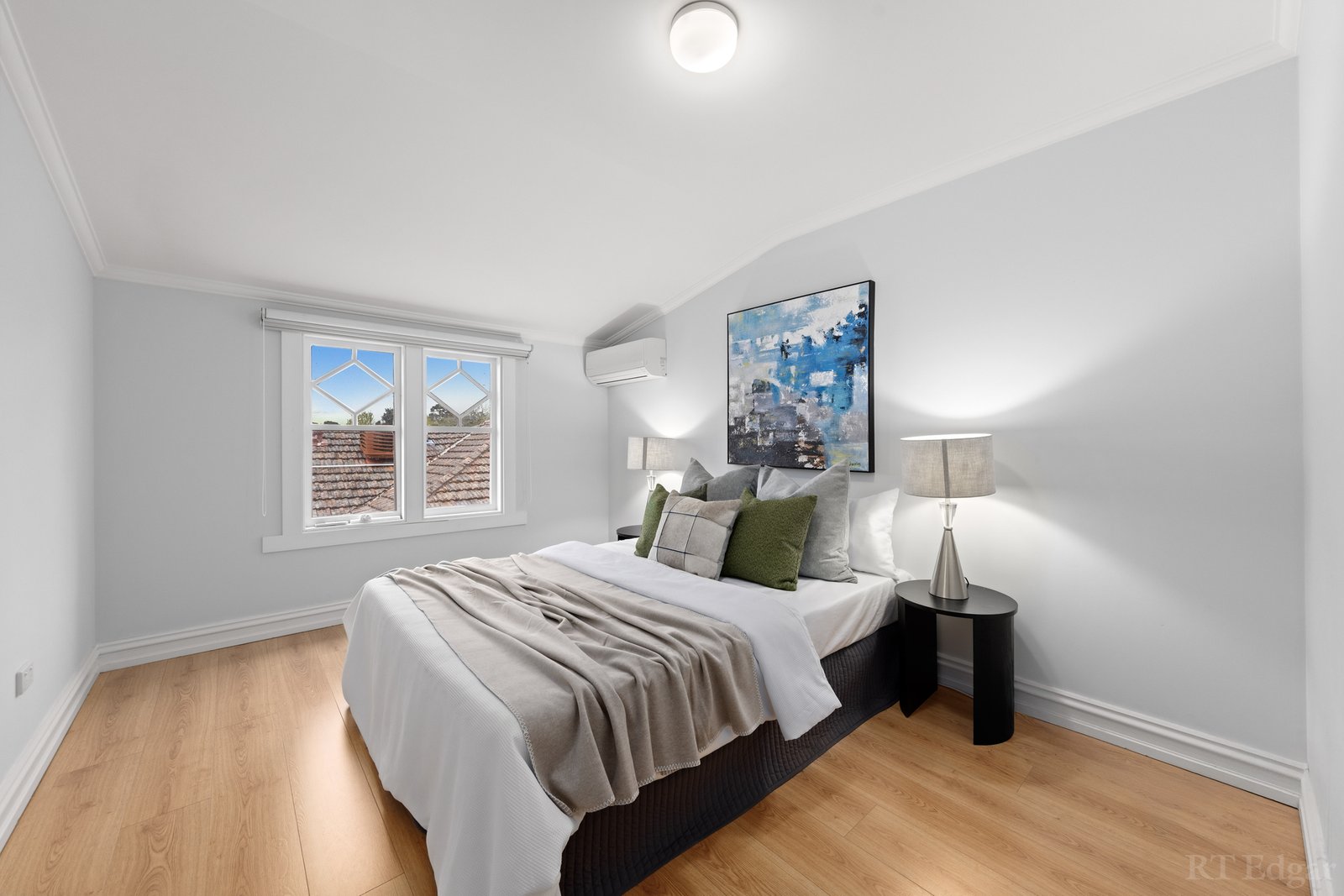 Real Estate and Property in 5 McKean Street, Box Hill North, VIC