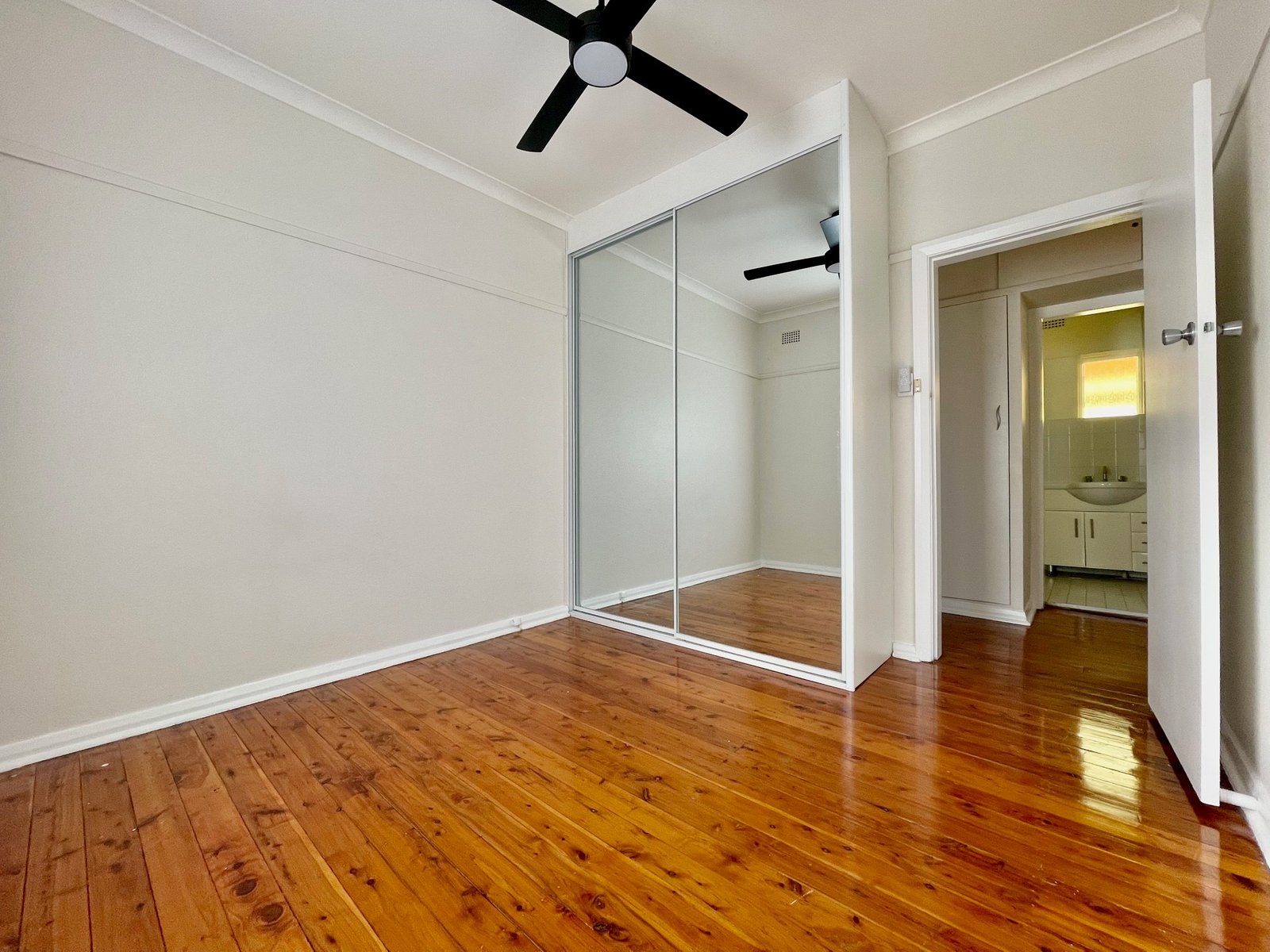 5 McRae Road SANS SOUCI 6