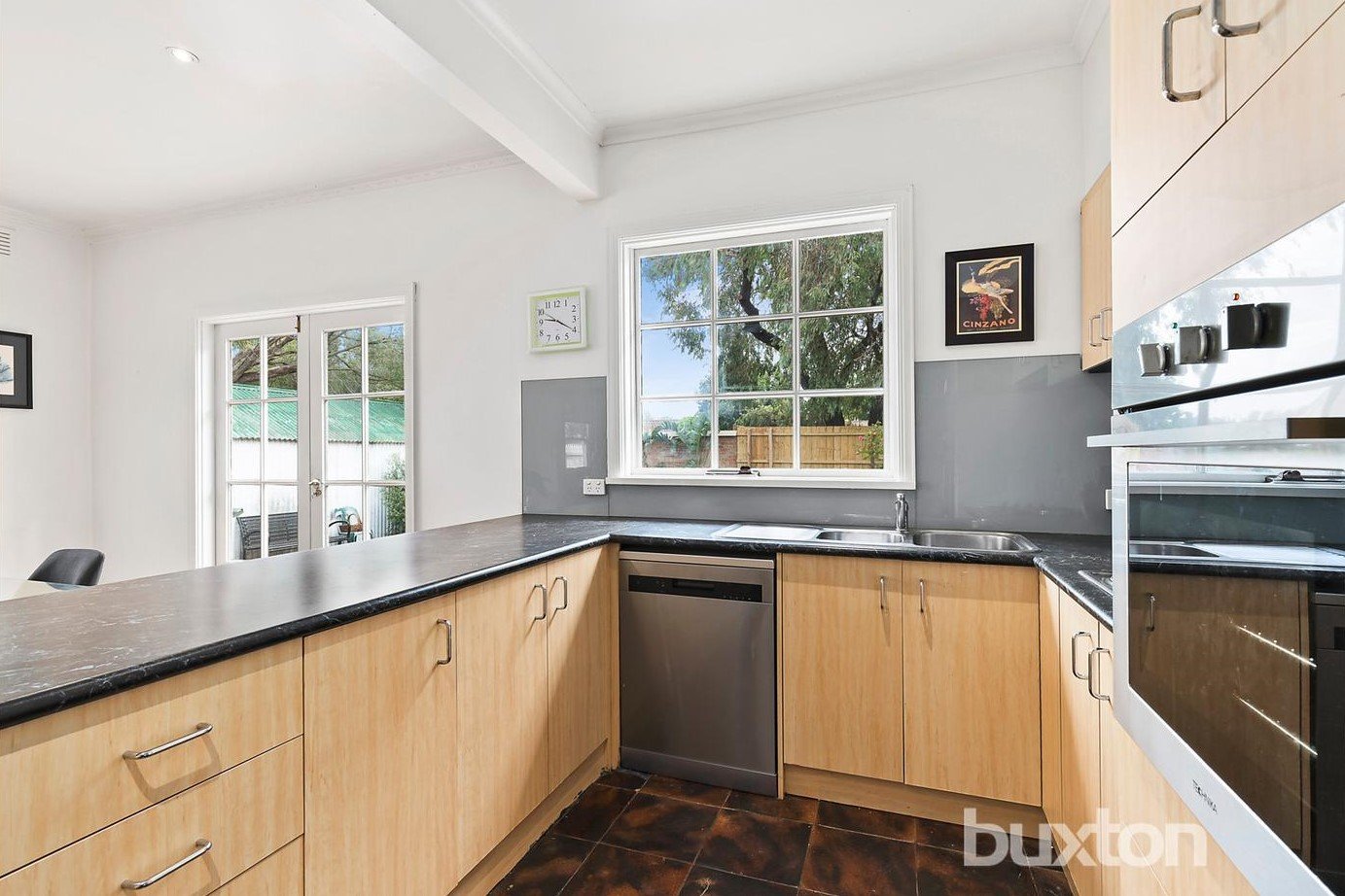 Gallery: 5 Medhurst Street