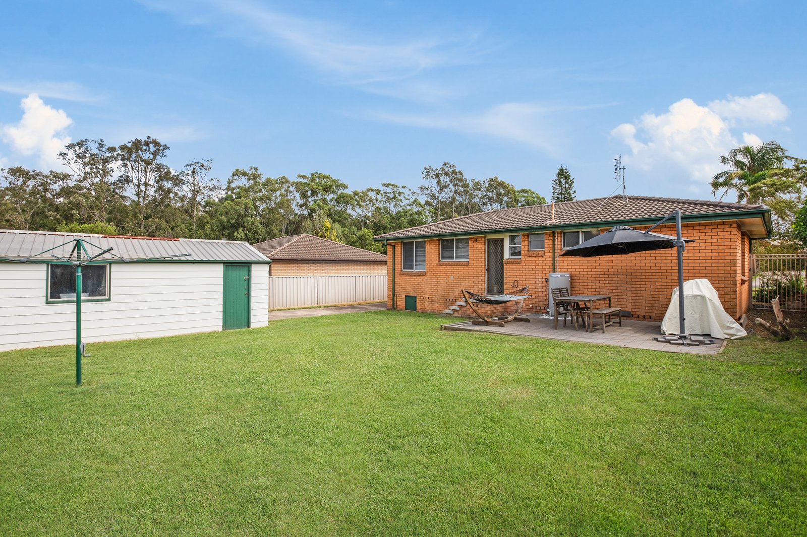 5 Meehan Close THORNTON 11