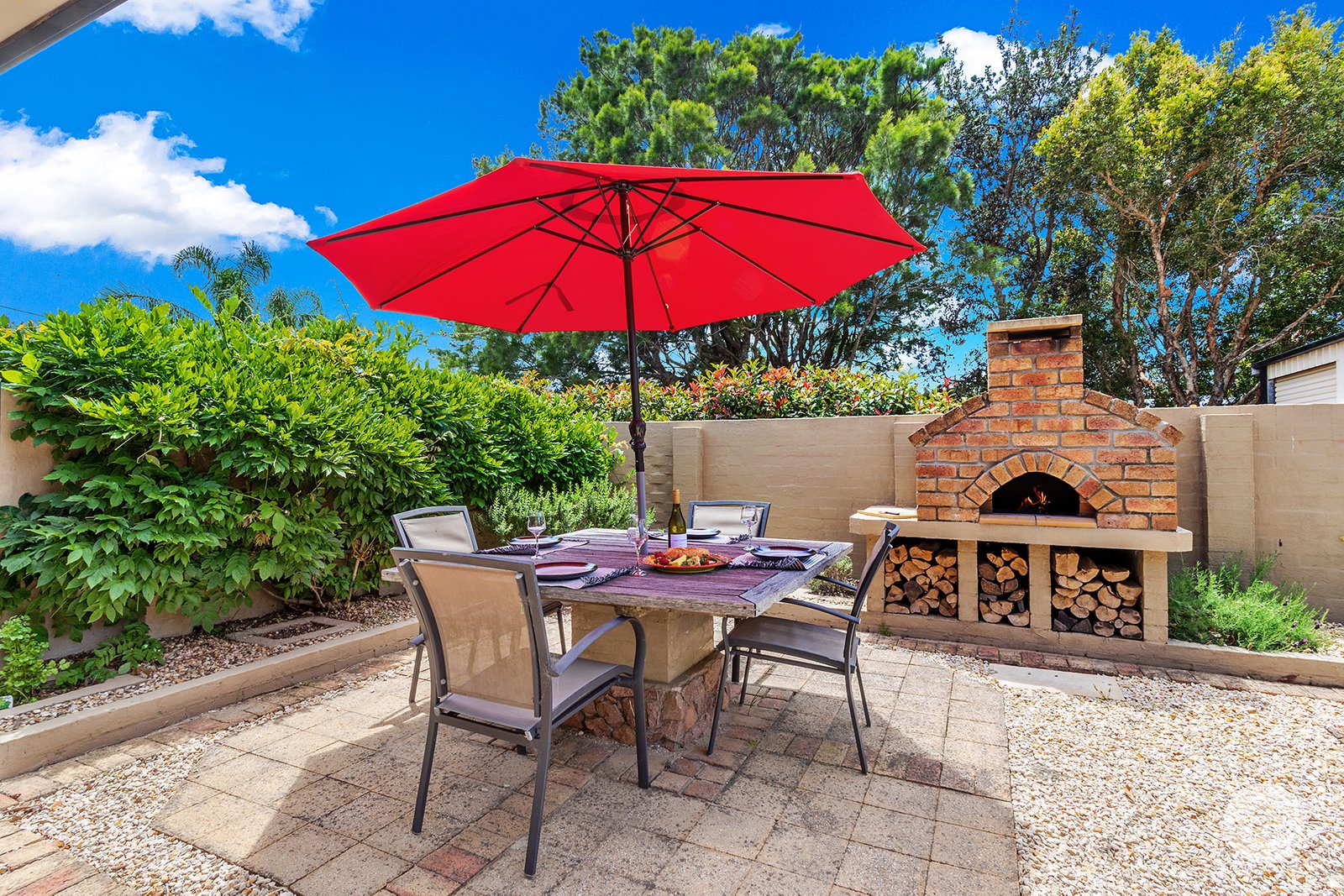 5 Melaleuca Drive ONE MILE 15