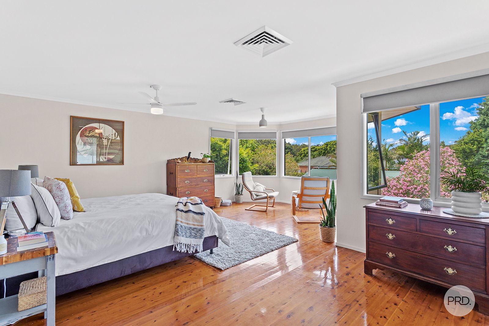 5 Melaleuca Drive ONE MILE 19