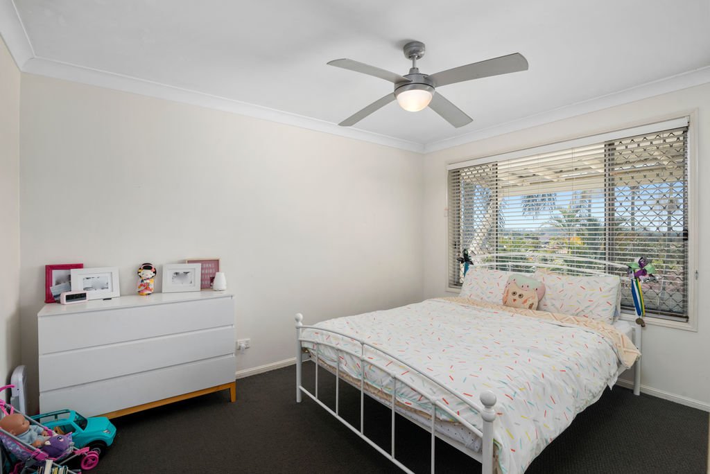5 Merridown Drive MERRIMAC 8