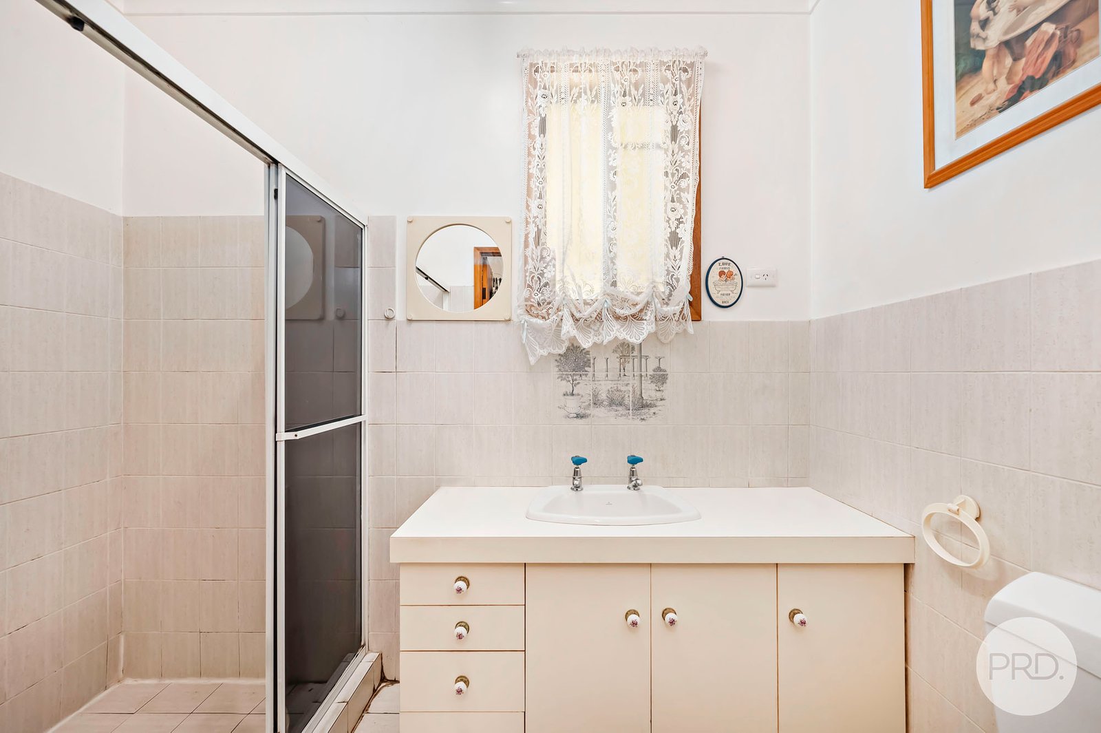 5 Michael Drive SALT ASH 18