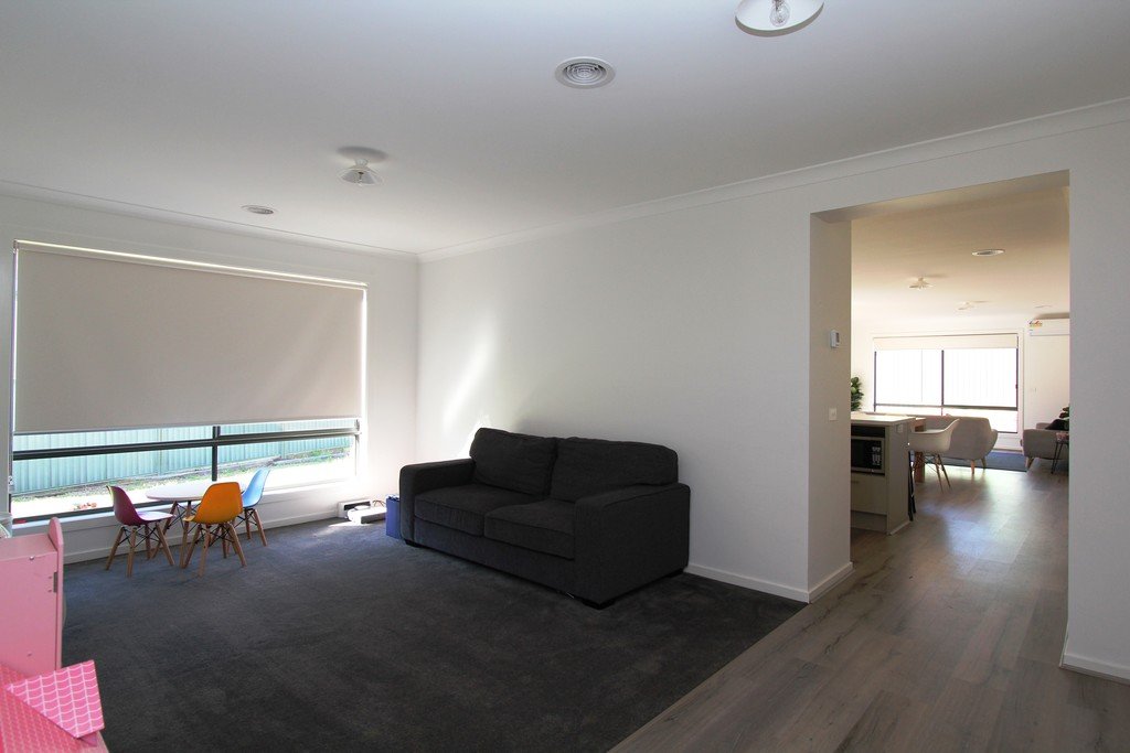 5 Middlin Street BROWN HILL 5