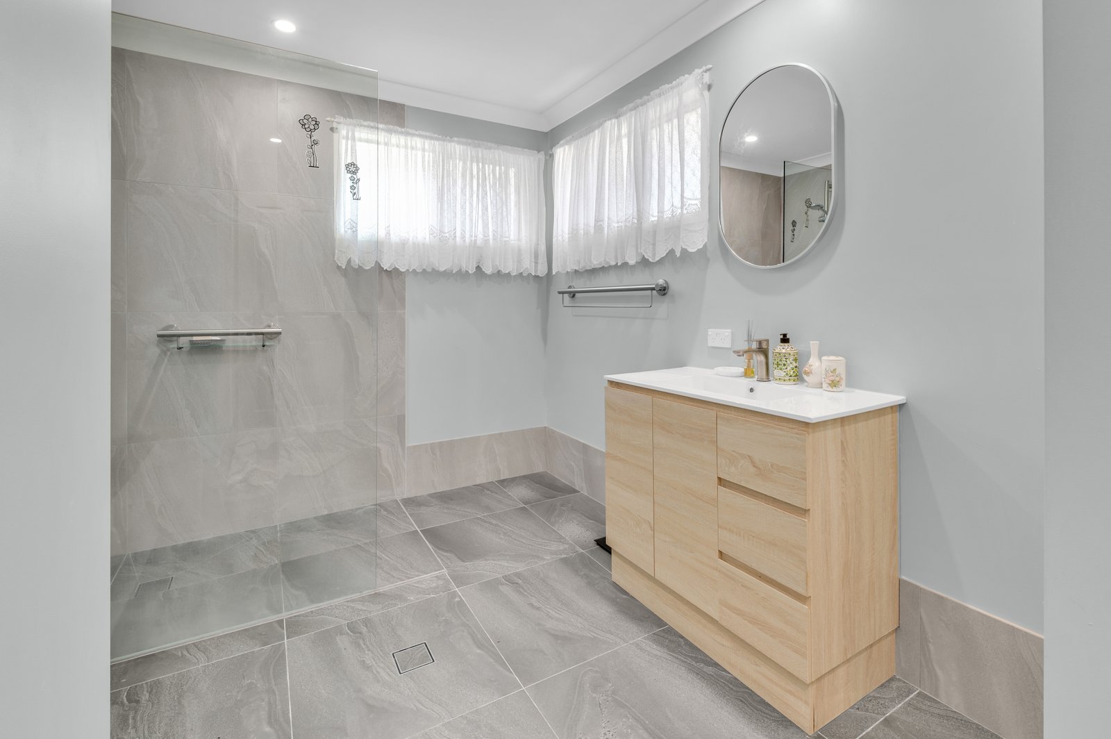 5 Mitchell Avenue MOLENDINAR 17