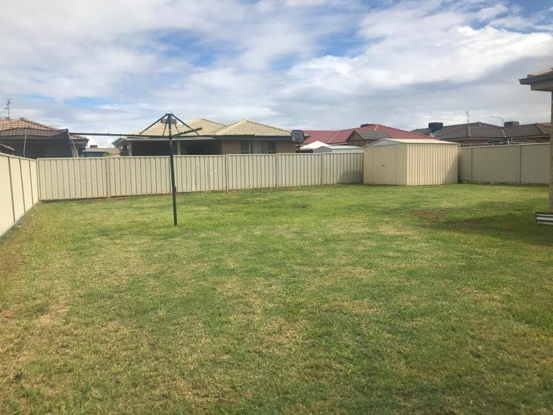 5 Mitchell Street TAMWORTH 7