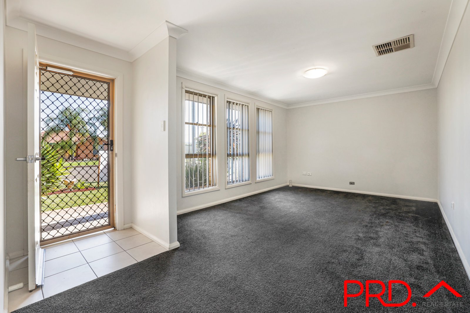 5 Mitchell Street TAMWORTH 3