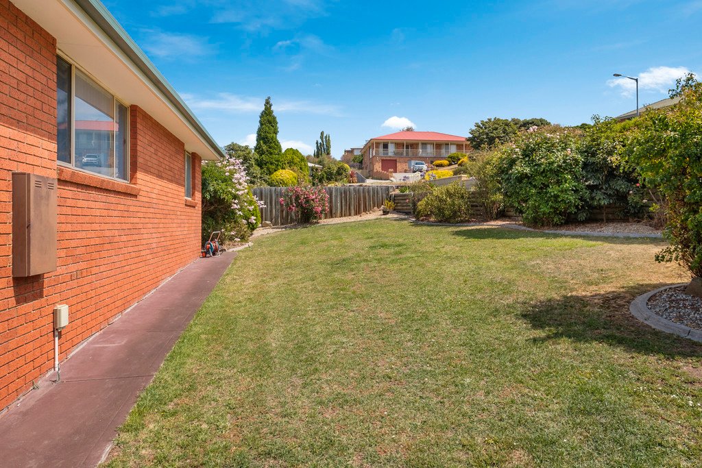 5 Monroe Court GRANTON 17