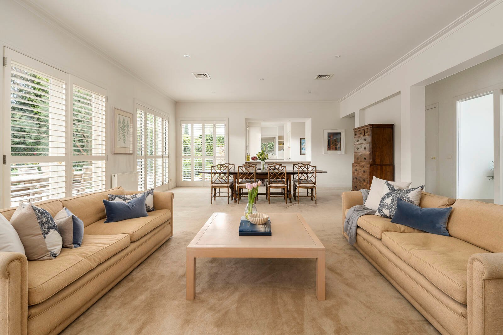 Real Estate and Property in 5 Montrose Court, Toorak, VIC