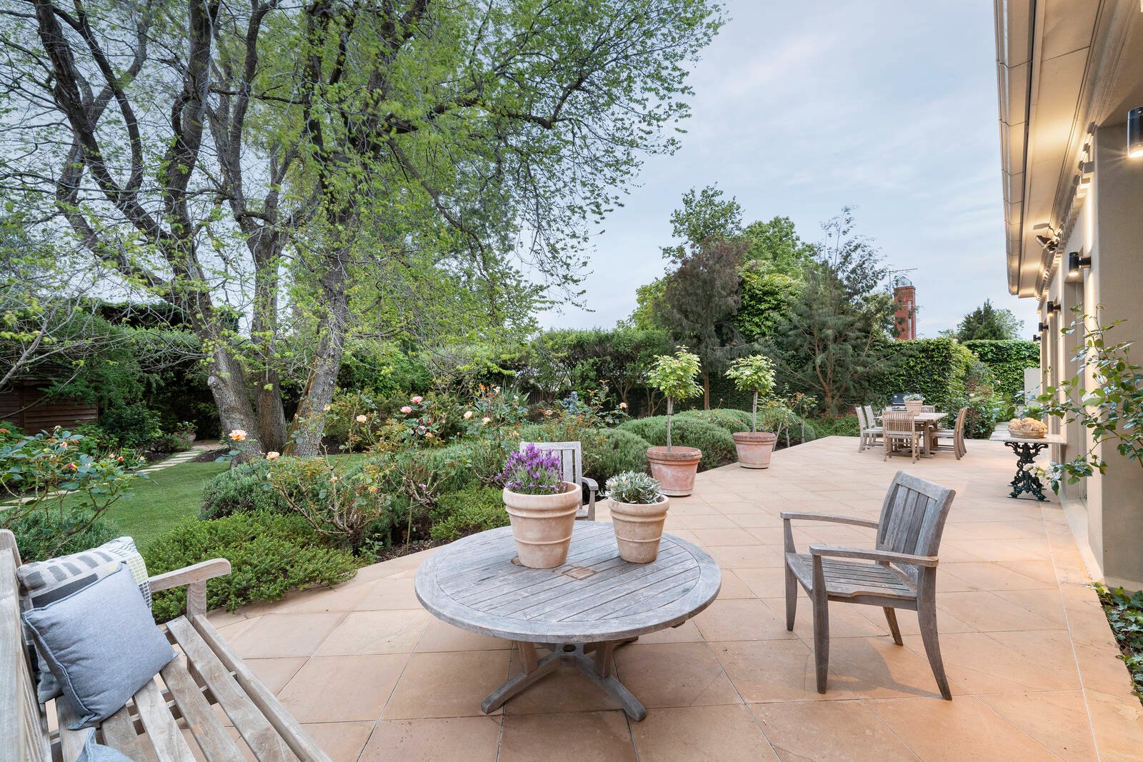 Real Estate and Property in 5 Montrose Court, Toorak, VIC