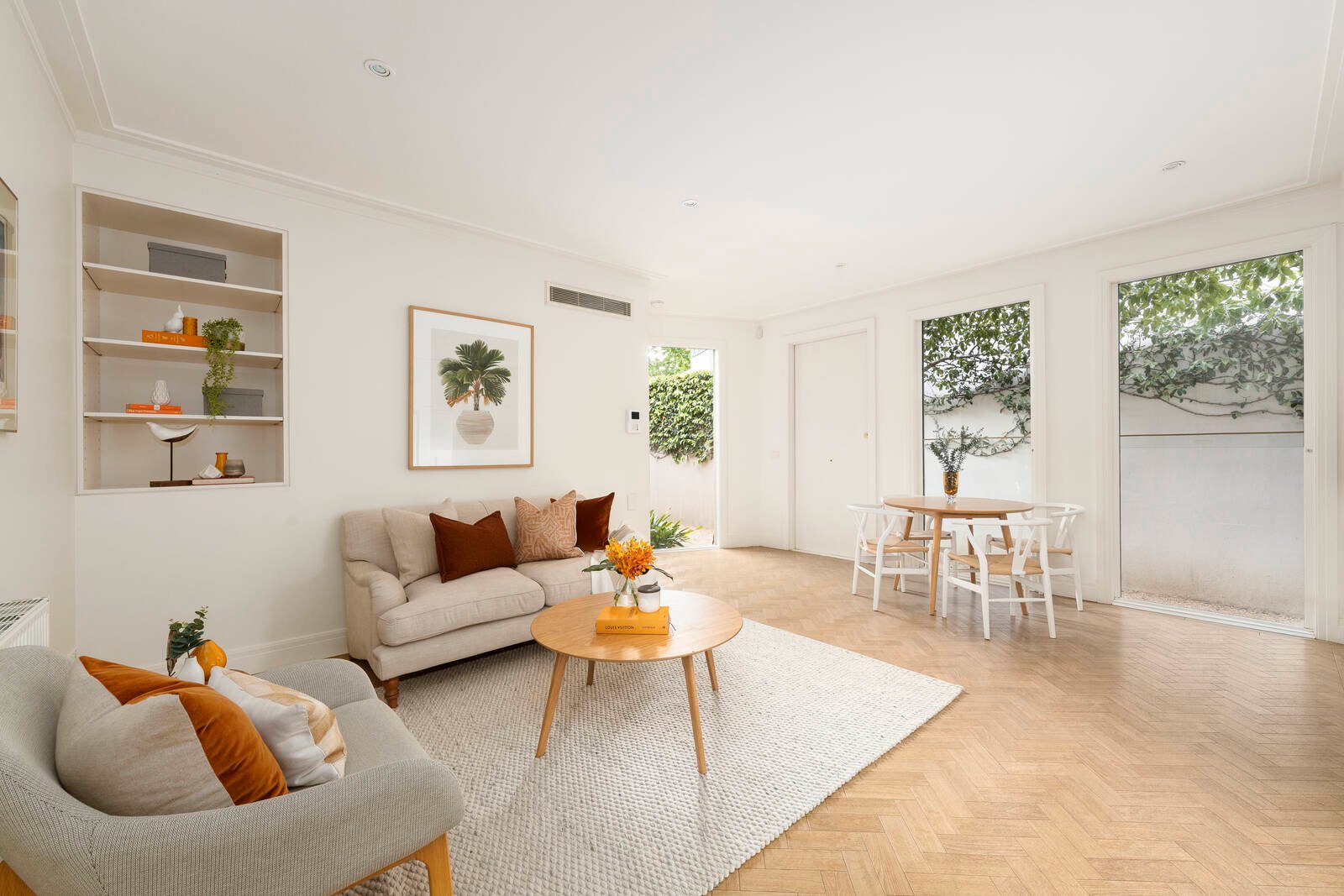 Real Estate and Property in 5 Montrose Court, Toorak, VIC