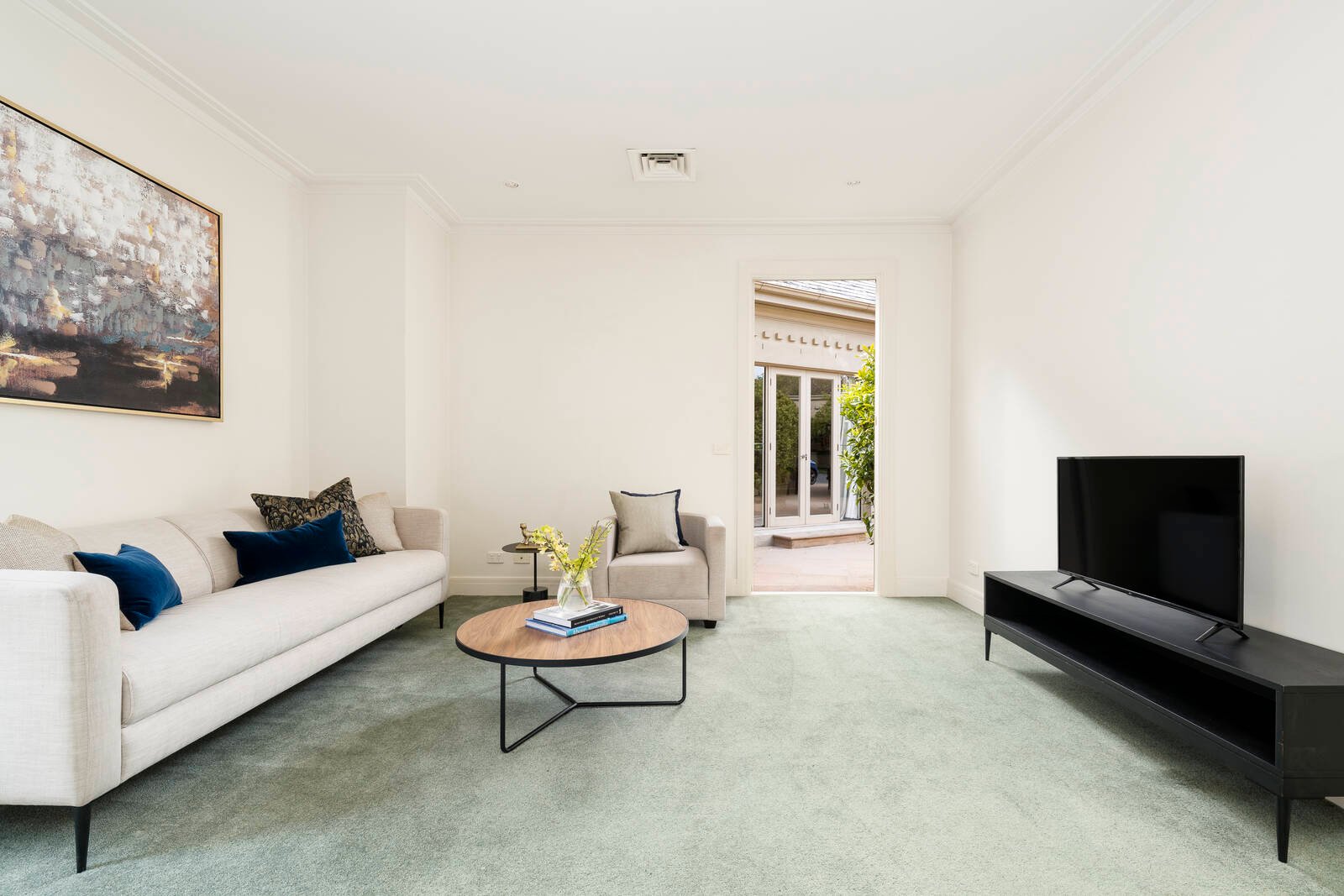 Real Estate and Property in 5 Montrose Court, Toorak, VIC