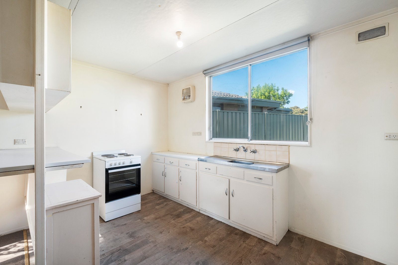 Gallery: 5 Moomba Avenue