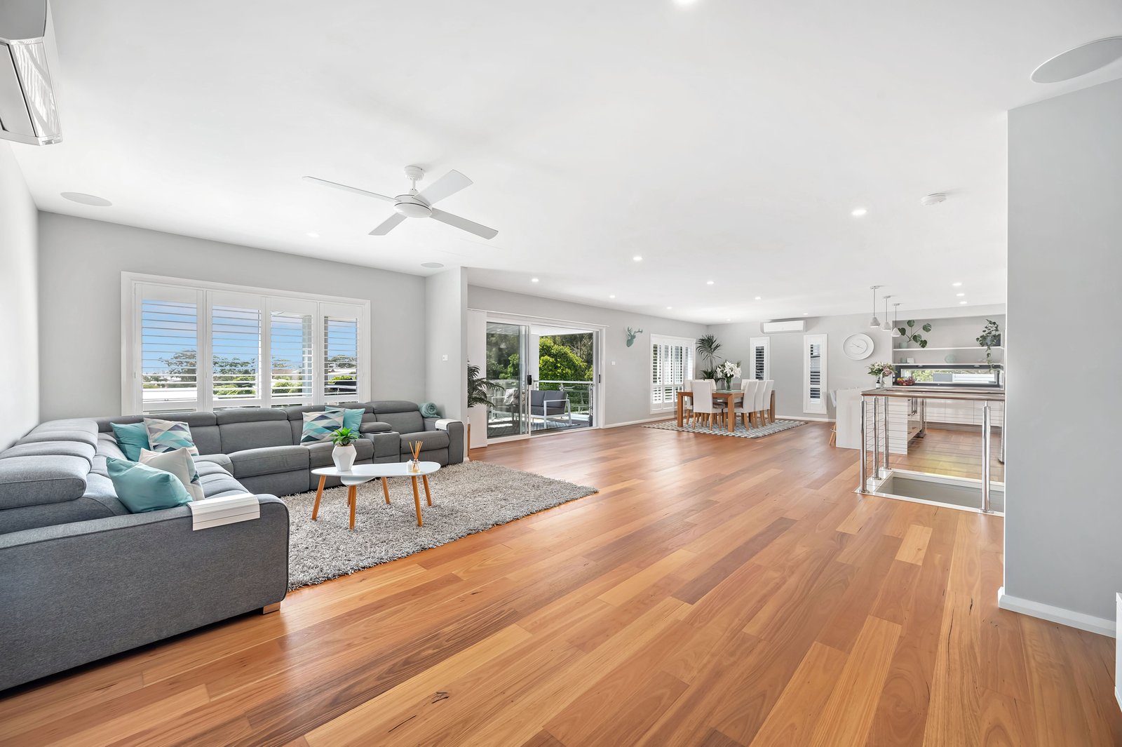 5 Mooring Avenue CORLETTE 5