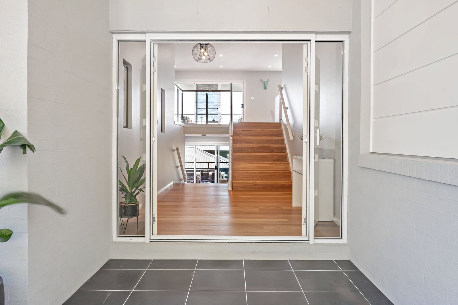 5 Mooring Avenue CORLETTE 17