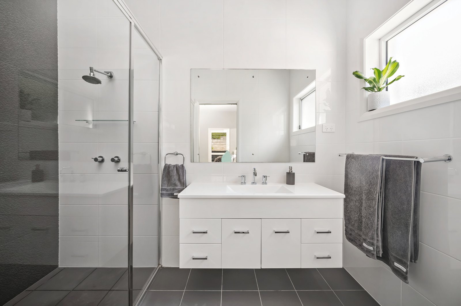 5 Mooring Avenue CORLETTE 21