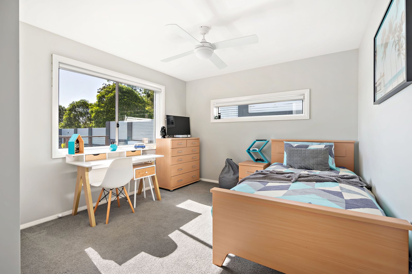 5 Mooring Avenue CORLETTE 23