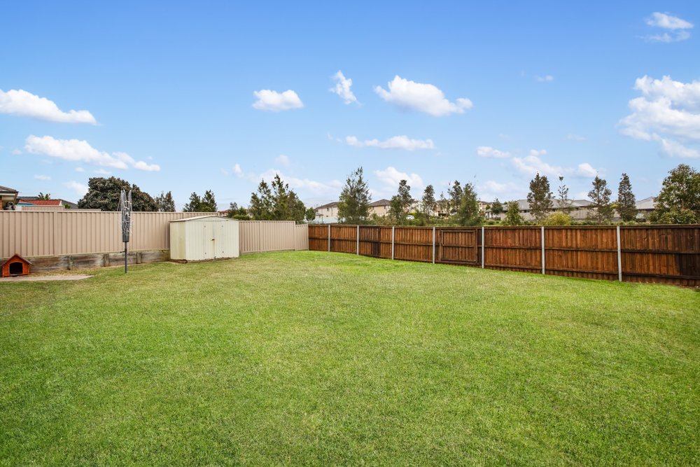 5 Morriway Close THORNTON 17