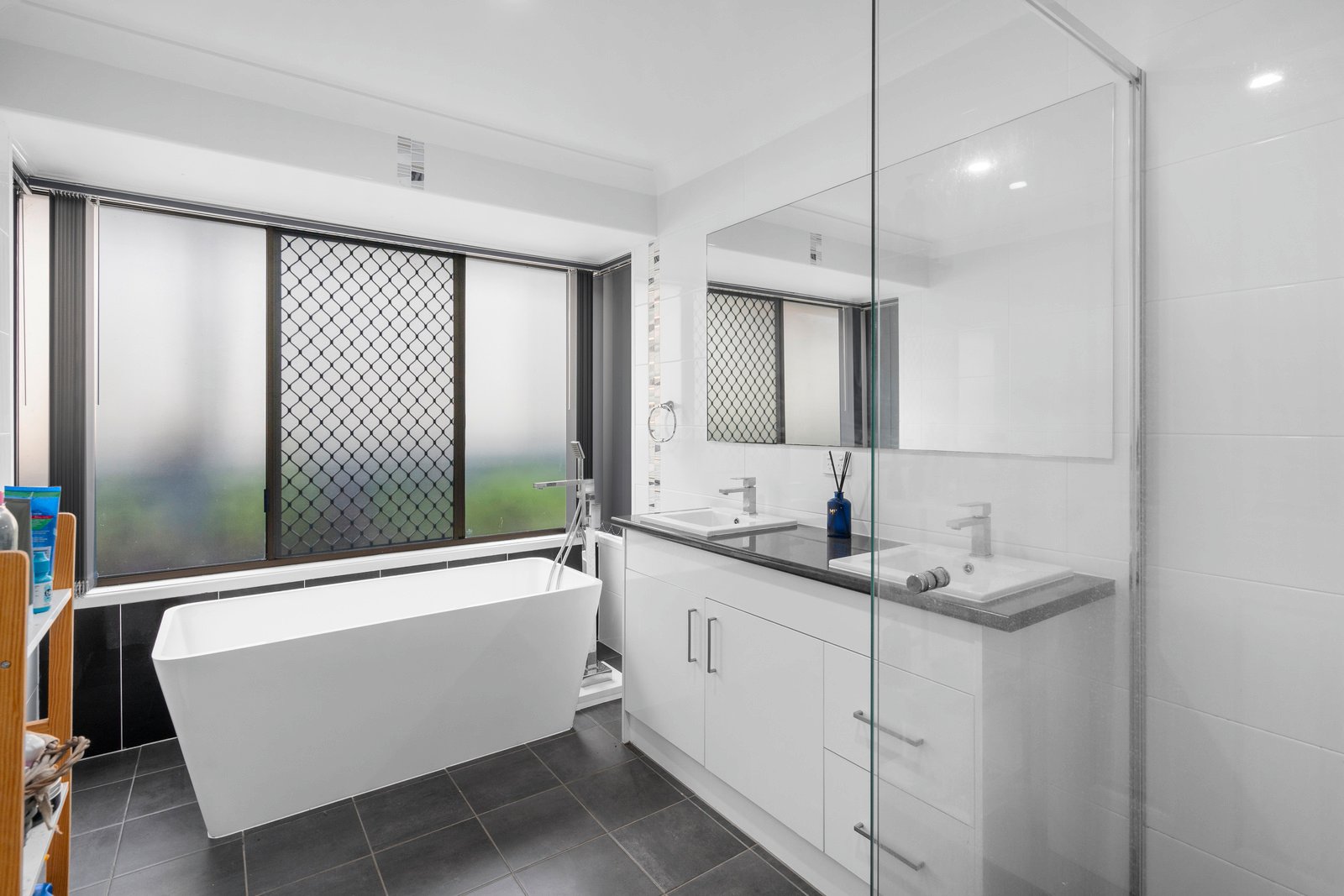 5 Muirfield Place BANORA POINT 6