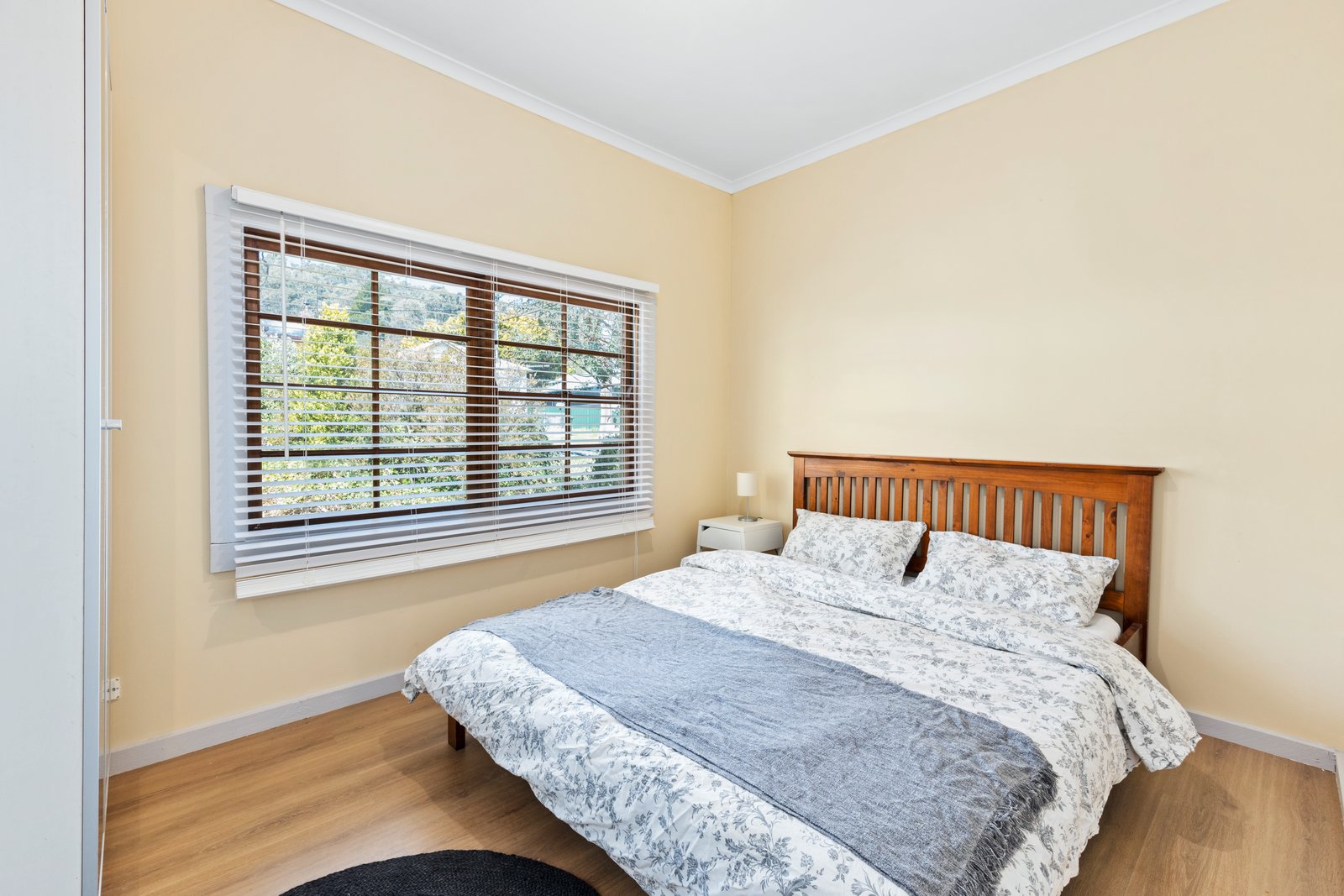 5 Mulga Street CAPTAINS FLAT 12