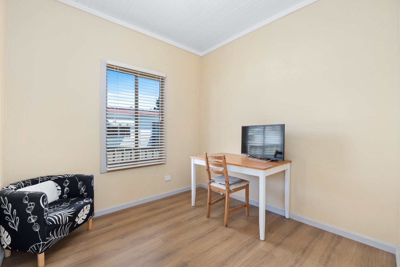 5 Mulga Street CAPTAINS FLAT 14