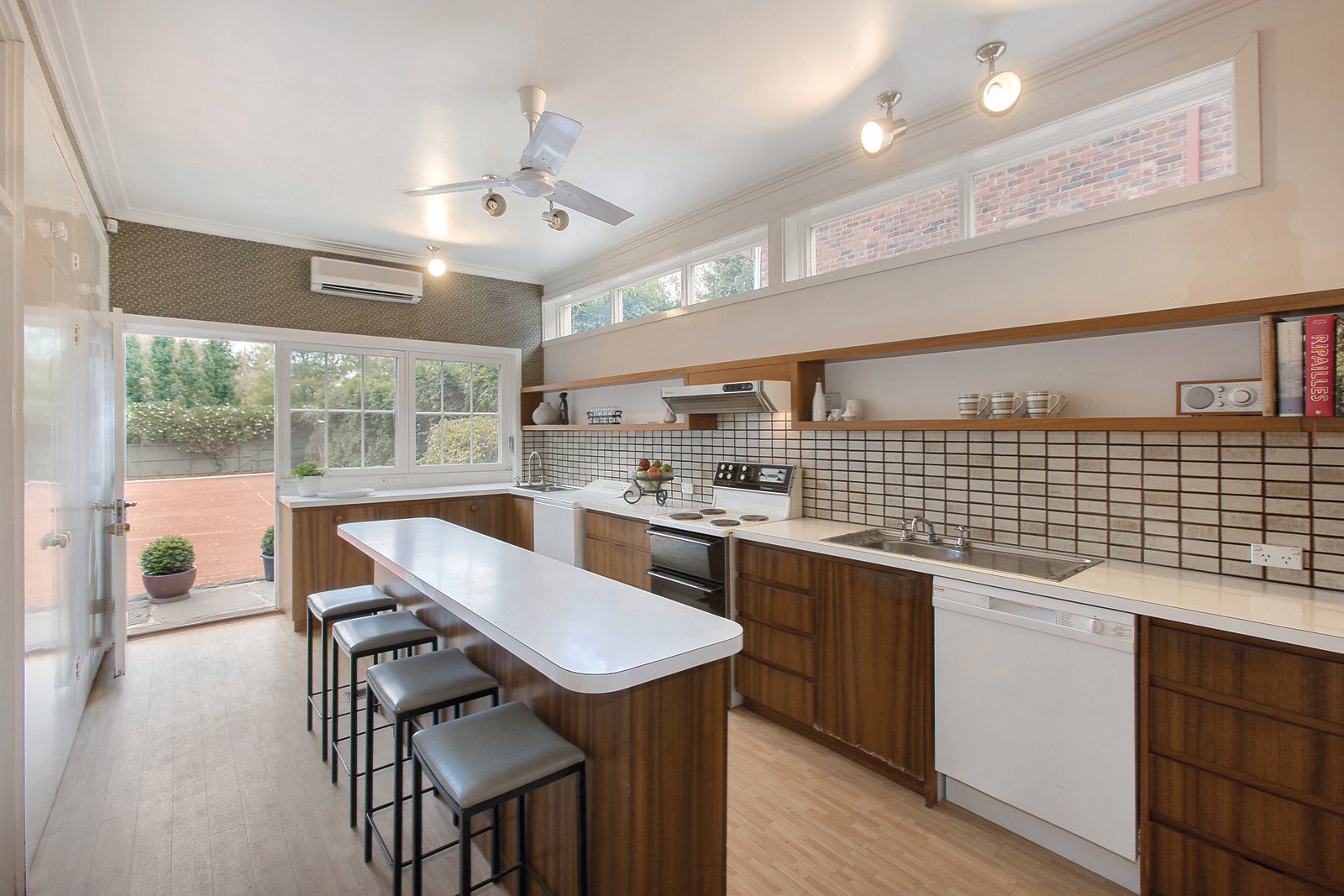 5 Myambert Avenue, Balwyn, VIC