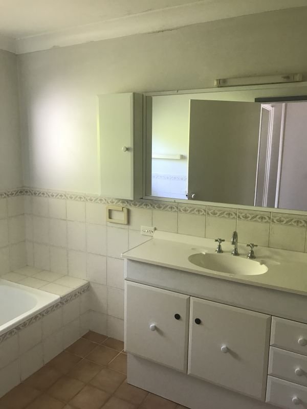5 Myan Close CORLETTE 16