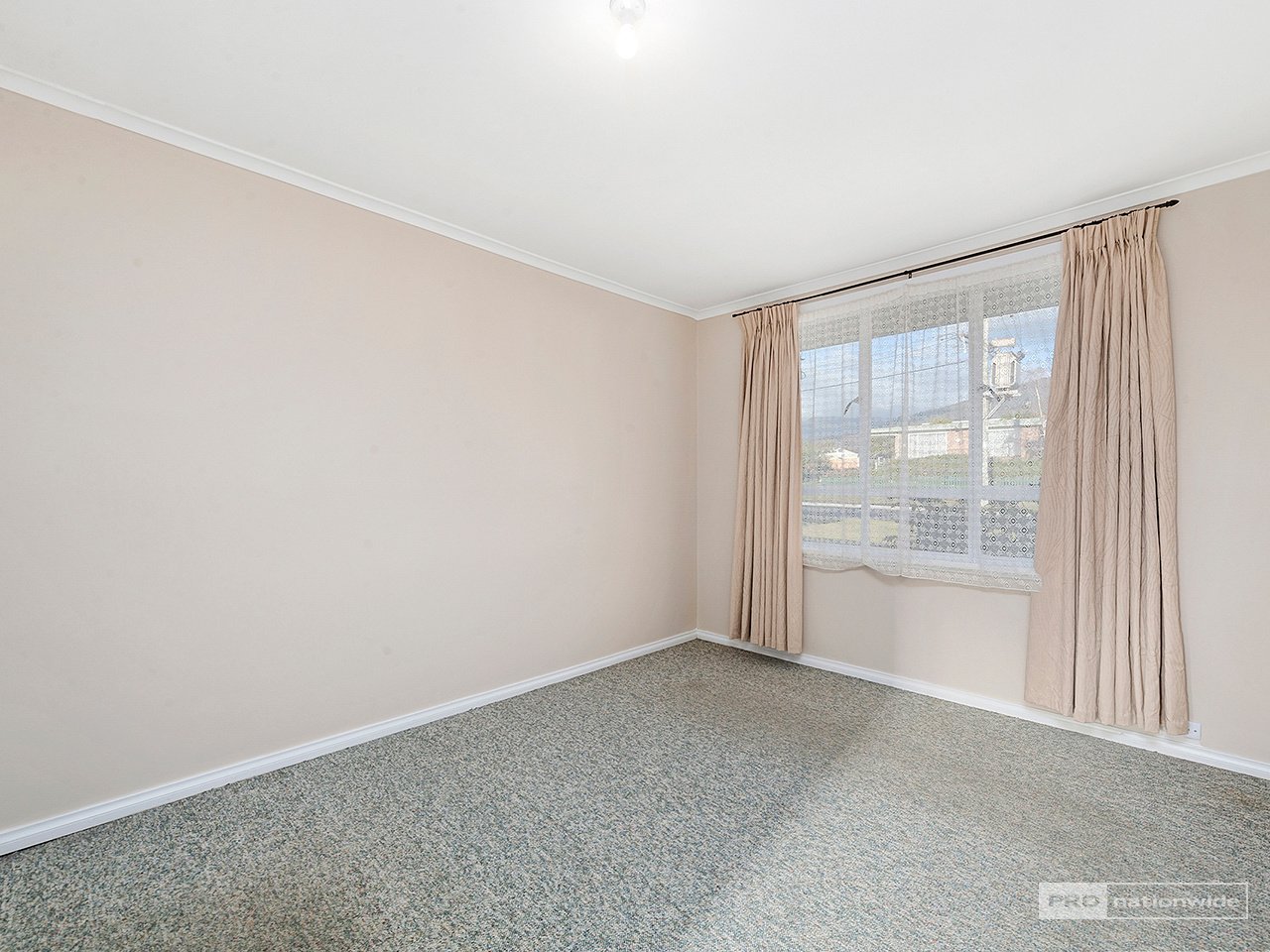 5 Myella Drive BERRIEDALE 8