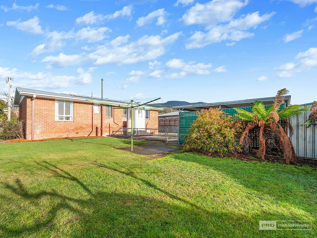 5 Myella Drive BERRIEDALE 11