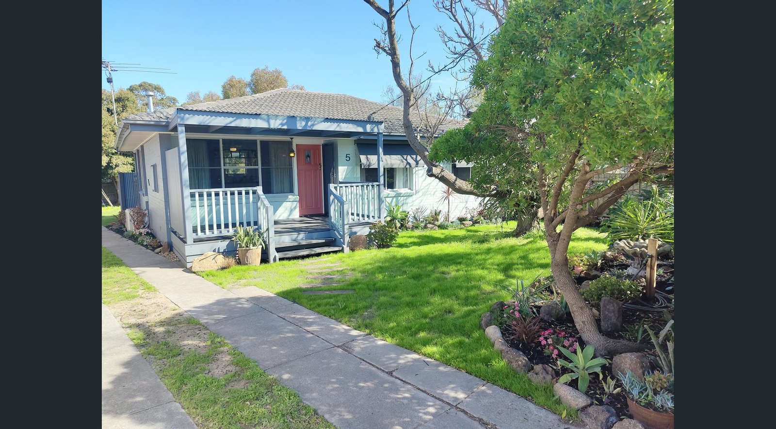 Gallery: 5 Myuna Court