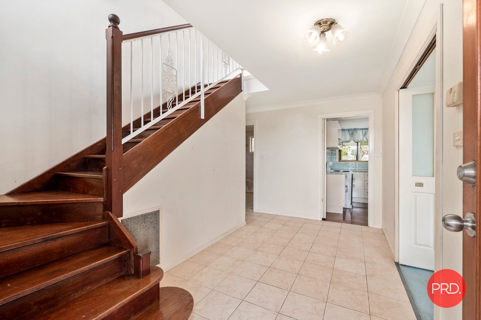 5 Nardie Street SAPPHIRE BEACH 3