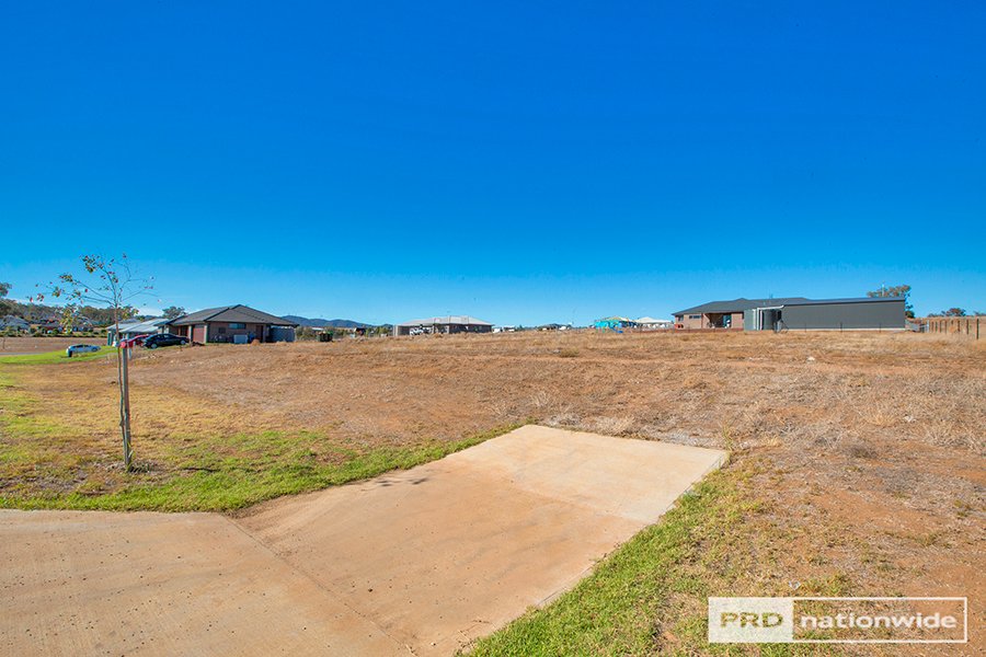 5 Nash Street TAMWORTH 7