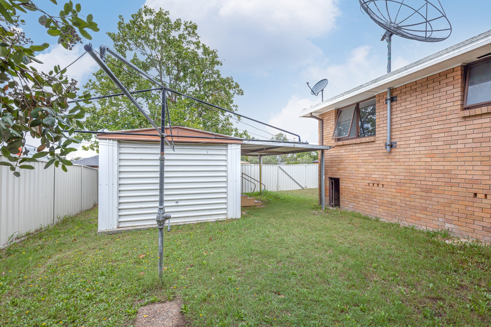 5 Nathan Close METFORD 19