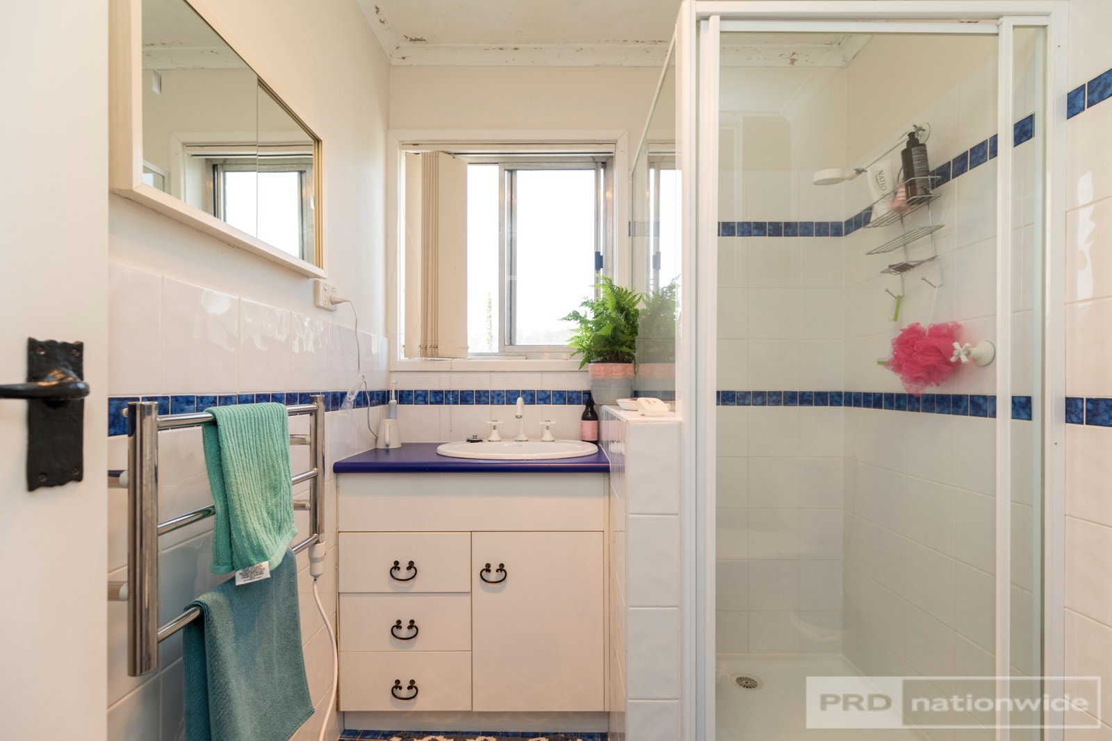 5 Neill Street ADELONG 7