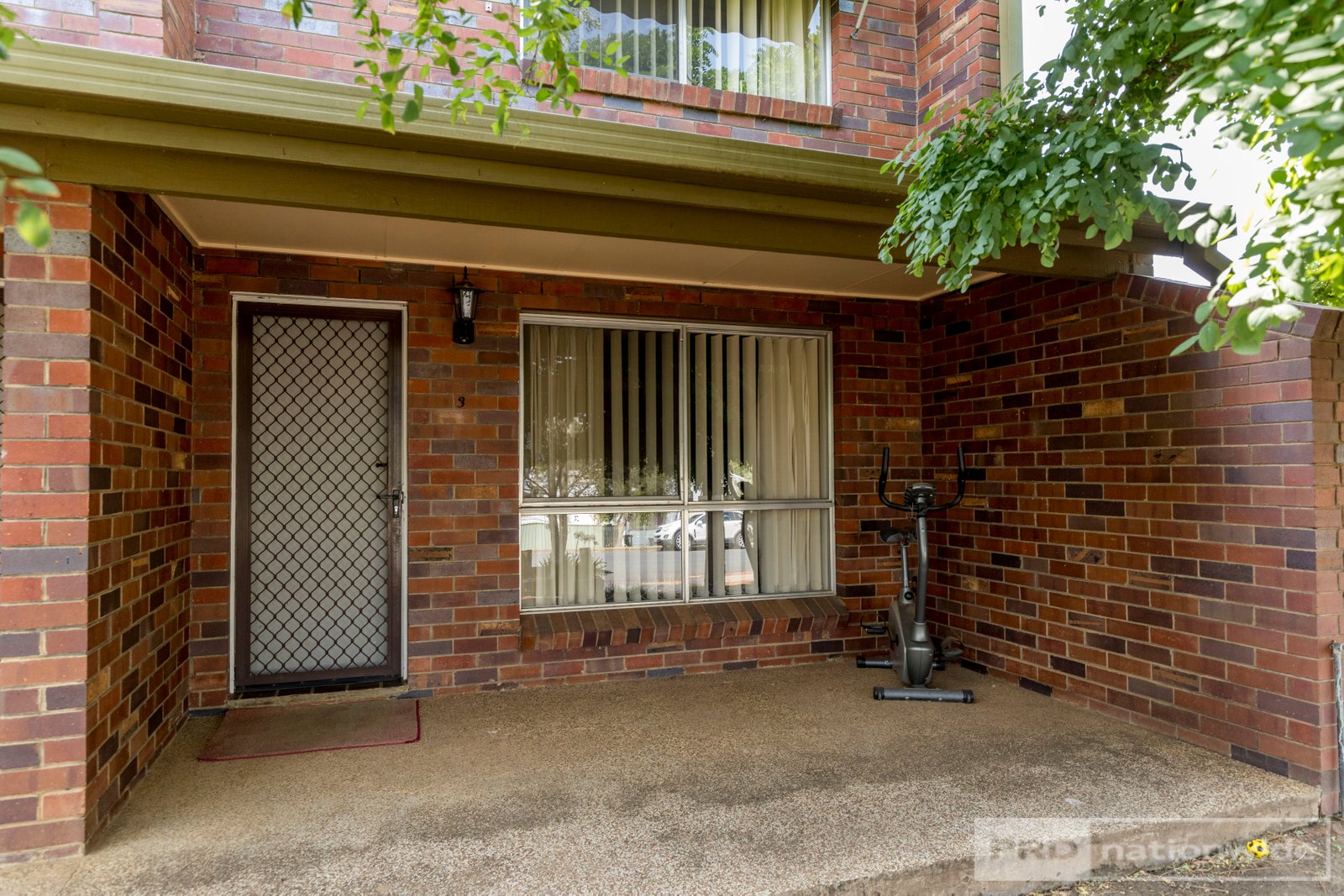 5 Neill Street ADELONG 13