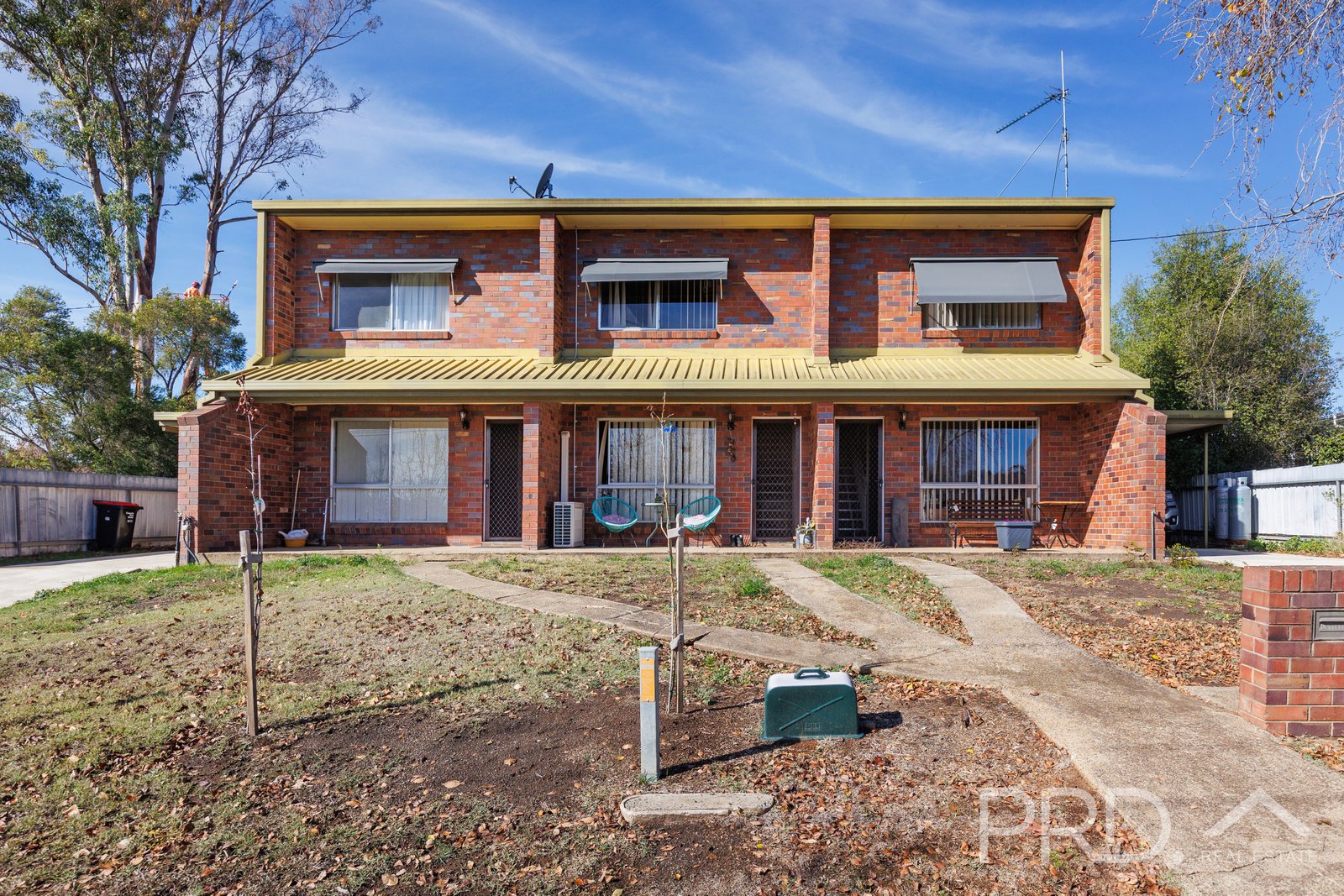 5 Neill Street ADELONG 2