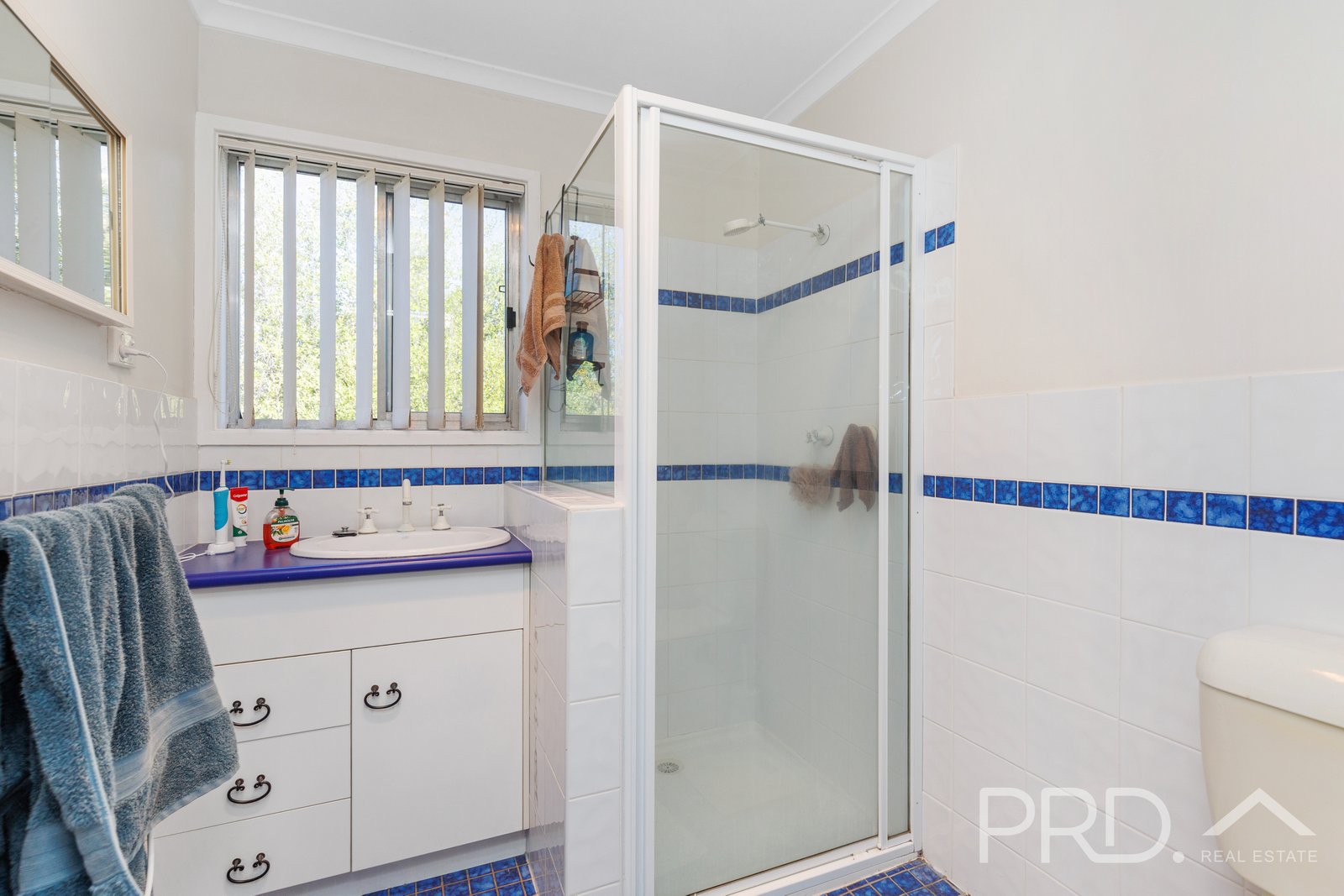 5 Neill Street ADELONG 8