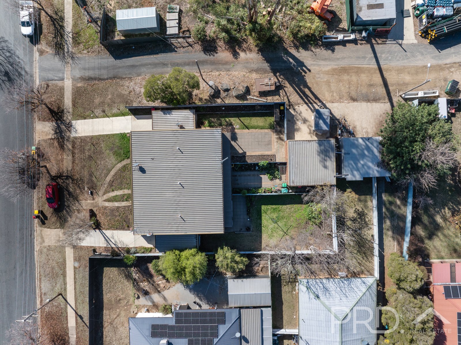 5 Neill Street ADELONG 28