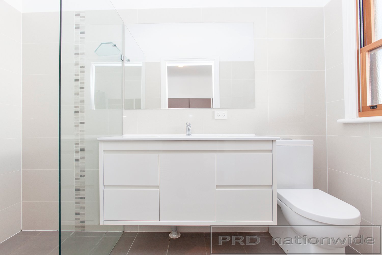 5 Nichols Street LORN 6