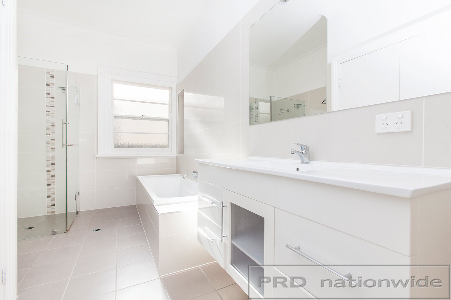 5 Nichols Street LORN 10