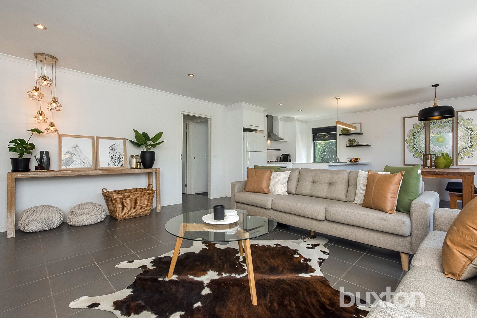 Gallery: 5 Nikola Court