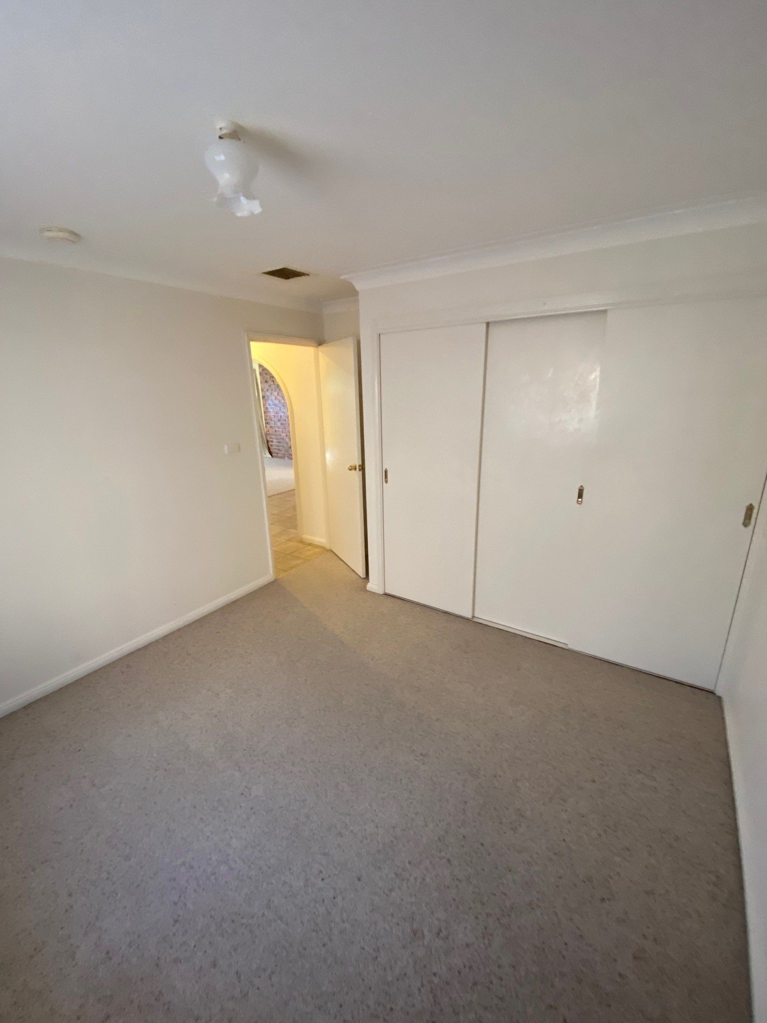 5 Noonga Crescent HILLVUE 4